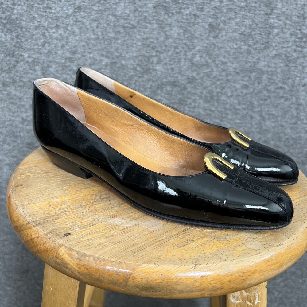 Bally Shoes‎ Cap Toe Gold Embellishment Chunk Heels Size 7 N Italy